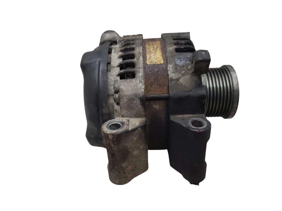 TOYOTA RAV 4 Alternator 2231 Diesel 2006 2AD-FTV 27060-26030 - Image 1 of 4
