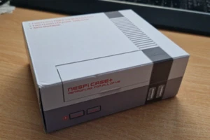 NESPi Case+ - Retroflag - Supports Raspberry Pi 3, 2 & B+ case - Boxed with fan - Afbeelding 1 van 11