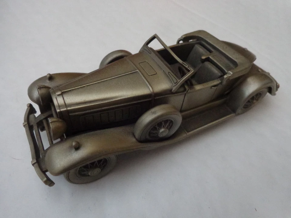 DANBURY MINT 1/43 CLASSIC 1930 PACKARD BOAT-TAIL 734 PEWTER MODEL CAR - Image 1 of 1