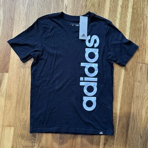 Camiseta Adidas Niños Negra Talla 10/12 Mediana Cuello Redondo Manga Corta Logo Camiseta - Imagen 1 de 8