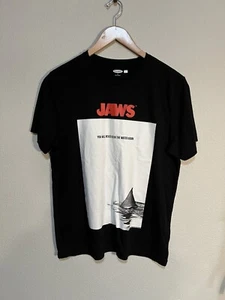 Old Navy Short Sleeve Jaws Mens Size XL Black Shark - Picture 1 of 4