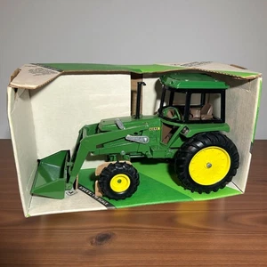 Vintage Ertl John Deere Allzwecktraktor mit Endlader 1/16 #503 NEU im Karton - Bild 1 von 7