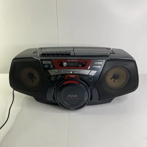 Sony CFD-G50 Portatile Boombox CD Radio Lettore Cassette Woofer -Testato e Funzionante! - Foto 1 di 14