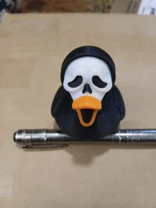 Scream Ghost Face 3D Printed  duck New Unbranded  2.5" Long 3" Tall - Picture 1 of 3