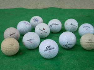 54 PALLINE DA GOLF VARIE MARCHE IN DISCRETE CODIZIONI - Foto 1 di 1