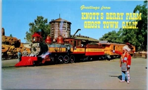 Saludos desde el tren KNOTT'S BERRY FARM Ghost Town, California CA - Postal - Imagen 1 de 2