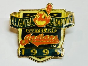 Spilla cappello babbotto Cleveland Indians American League Central Division Champions 1995 - Foto 1 di 2