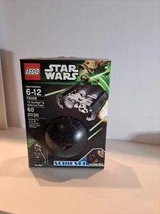 Lego Star Wars 75008 Tie Bomber Pilot Asteroid Field Planet Ball Series 3 - Picture 1 of 2
