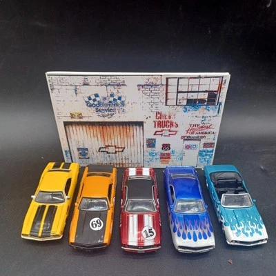 Jada Toys Big Time Muscle Lote de 5 Chevy Camaro '67 escala 1:64 Chevy Camaro '69  Foto 1 de 4