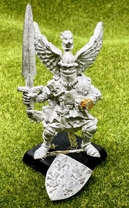 Warhammer Quest & Fantasy: Bretonnian Knight "B" (Metal, with Shield) GW - Picture 1 of 3