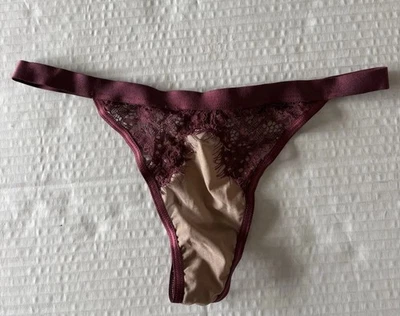 Nuevo sin etiquetas Tanga Cosabella Lyla OS Borgoña Beige tiro bajo elástico encaje cintura Foto 1 de 4