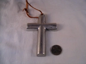 VINTAGE HANDMADE CROSS - Picture 1 of 3