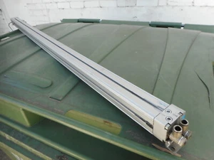 FESTO RODLESS AIR CYLINDER Long 1100mm x 25mm bore -- DGP-25-1100-PPV-A-B - Picture 1 of 5
