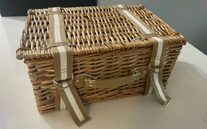 Wicker Picnic Basket Set for 2 People Complete Set Plates Utensils Brand New - Picture 1 of 19