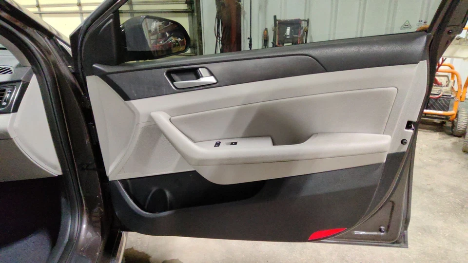 15-17 Hyundai Sonata OEM Front RH Passenger Interior Door Trim Panel (Gray GG) - Image 1 of 1