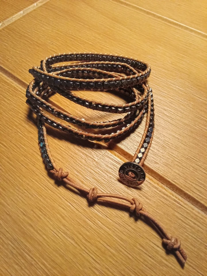 Pulsera Victoria Emerson Hematita Cuentas Marrón Con Cordón Foto 1 de 1