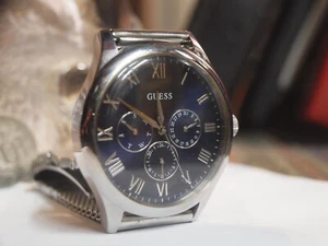 GUESS W1129G2 MENS WRIST WATCH IN BOX - SPARE LINKS - Picture 1 of 22