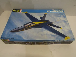 OLD VINTAGE REVELL BLUE ANGELS F/A-18 HORNET MODEL KIT AIRPLANE JET - Picture 1 of 2
