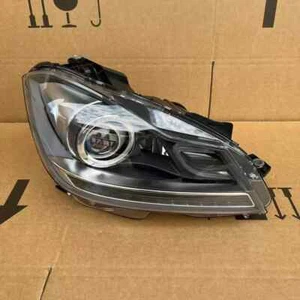 Faro xenón derecho mercedes-benz w204 c250 c300 c350 c63 2012-2015 - Imagen 1 de 7