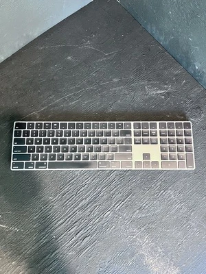 Matias Wired USB Keyboard & Hub For Mac Space Grey EXC w/Numeric Keypad FK316 - Image 1 of 4