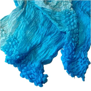 Seidentuch Türkis Blau Ombré Falten Strand - Bild 1 von 5
