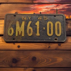 New York License Plate Tag # 6M61-00 1945 Black/Yellow Good Cond. Minor Rust - Picture 1 of 1