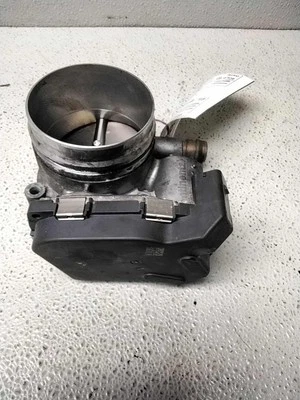 Conjunto de carrocería/válvula del acelerador BMW 535I 11 12 13 14 15 16 Foto 1 de 3