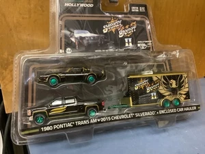Chase trans am Greenlight Hollywood Hitch & Tow Smokey and the Bandit II #31010 - Picture 1 of 3