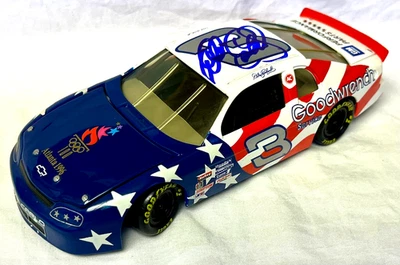 Dale Earnhardt NASCAR 1996 Atlanta EE. UU. Juegos Olímpicos 1:24 Diecast Autografiado Firmado Foto 1 de 4