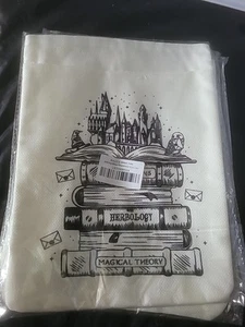 Harry Potter Hogwarts 3 Piece Lot White Canvas Flat Pouch NEW! Sealed! - Picture 1 of 4