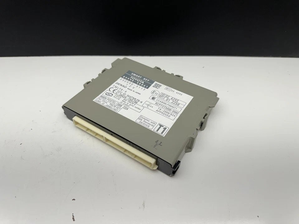 Módulo de control informático llave inteligente Lexus RX350 RX450h 2010 OEM 89990-48061 Foto 1 de 4