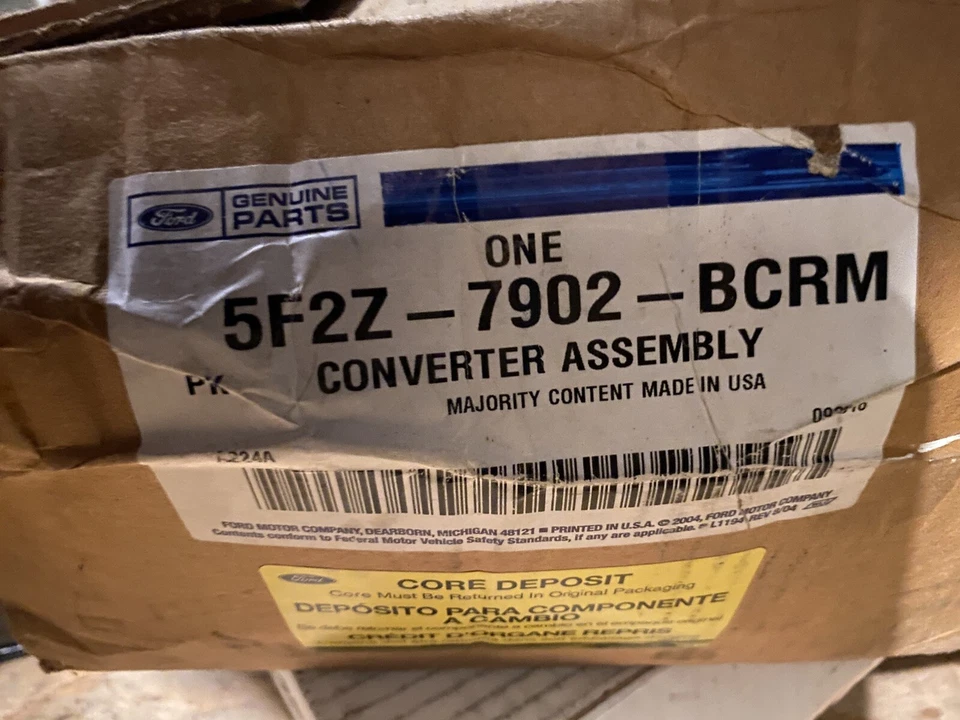 Conversor de torque 5F2Z-7902-BCRM 2004-2007 Ford FREESTAR Mercury Monterey 4512811 - Imagem 1 de 1