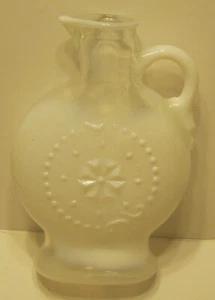 Antigua botella/jarra de licor de vidrio opalescente blanco ¡¡¡EXCELENTE estado!!!! - Imagen 1 de 3