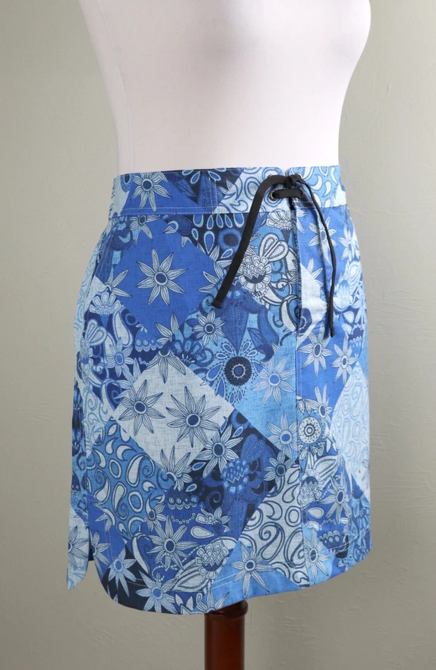 FALDA RASGADA NUEVA CON ETIQUETAS Floral Patchwork Azul Informal Board Falda Talla XL Foto 1 de 4