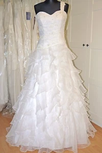 BRAUTKLEID Organza Spitze Volants creme Gr 38 40 Geschäftsauflösung Nana Couture - Bild 1 von 5