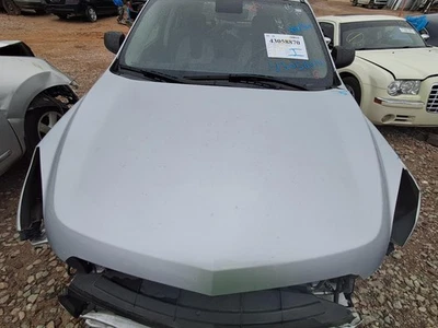 Used Washer Fluid Reservoir fits: 2017 Chevrolet Equinox solid neck Grade A Foto 1 de 4