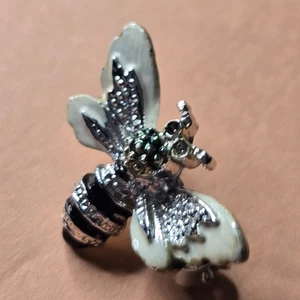 7Bumblebee Brooch Pin Silver Tone Black White Enamel Wings Detailed Cute - Picture 1 of 5