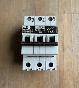 PHOENIX CONTACT TMC91H-3 CIRCUIT BREAKER 3 POLE 20A - Picture 1 of 6