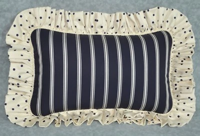 Almohada hecha con Ralph Lauren Barrymore Rayas con Volantes a Lunares Azul Marino 15x10 Foto 1 de 4