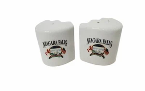 Vintage Collectible Niagara Falls, Canada Porcelain Souvenier Salt & Pepper Shak - Photo 1/2