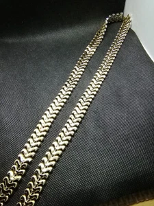 80er Vintage Metallic Besatz Borte für Kleidung Kunststoff gold 2mal 30 cm - Bild 1 von 3