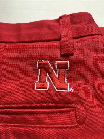 MEN’s GAME DAY DOCKERS NEBRASKA HUSKERS PANTS Size 34x30 New Cover