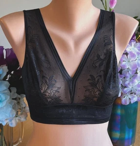 824 Wacoal Size 34 Sheer BLACK Net Effect Wire Free Bralette Bra #810340 - Picture 1 of 4