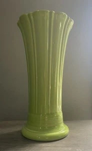 Vintage Fiesta mittlere Vase Chartreuse 9-5/8 Zoll ausgezeichnet nicht mehr produziert 97-99 - Bild 1 von 10