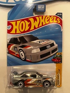 Audi 90 Quattro 2025 Hot Wheels gris 2/10 Peak Pursuit 199/250 - Imagen 1 de 1