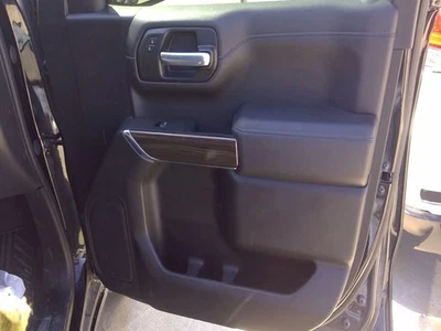 2021 Chevrolet Silverado 1500 Transfer Case 4WD OEM 158K Miles - Used - Image 1 of 4