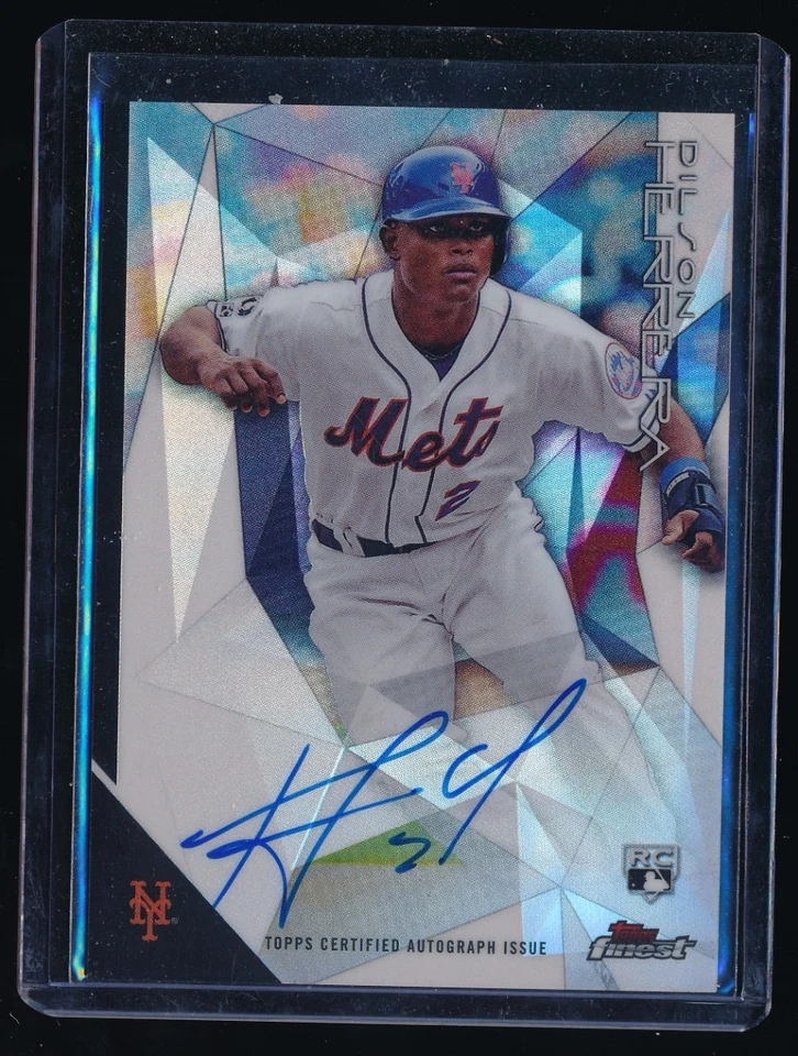 DILSON HERRERA 2015 FINEST AUTOGRAPH RC AUTO *NEW YORK* - Image 1 of 1