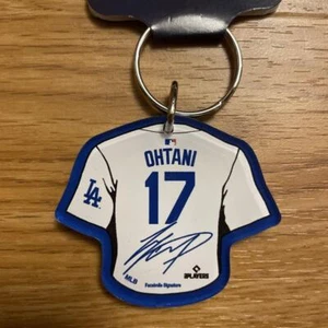 Shohei Ohtani Keychain 17 Los Angeles Dodgers MLB Official - Picture 1 of 3