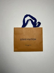 100% AUTHENTIC LOUIS VUITTON LV SMALL PAPER BAG 5.5 x 4.5 x 2.5 ORANGE GIFT BAG - Picture 1 of 5