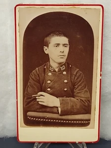 Antike Kabinettkarte Foto Junge Militär Uniform Portrait 1890er Jahre - Bild 1 von 5